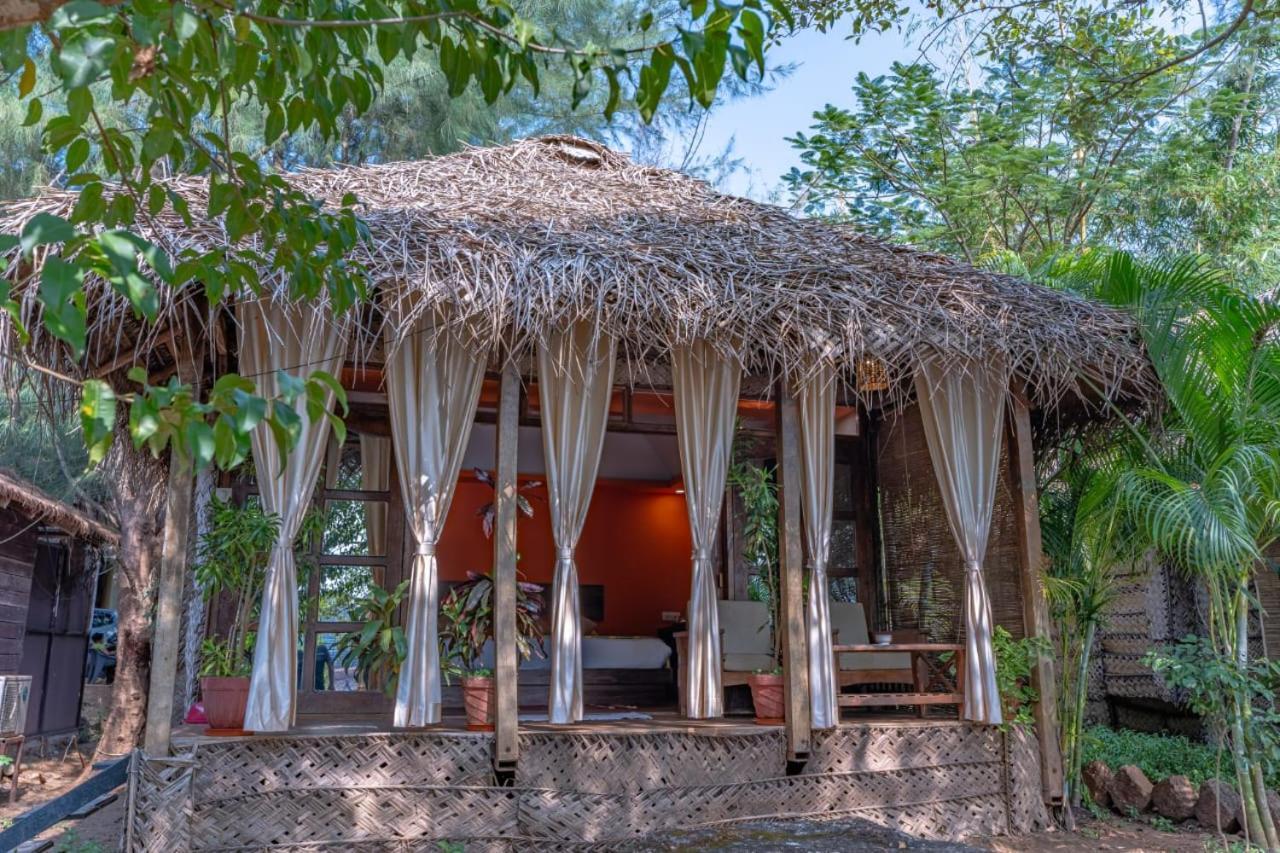 The Bay Agonda Hotel Exterior photo